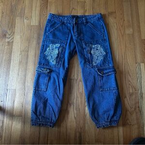 Low rise embroidered cropped cargo jeans